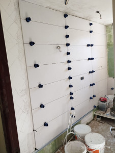 Photo de galerie - Pose carrelage mural SDB 