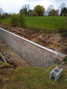 Photo de galerie - Confection de mur de soutènement avec du drainage 