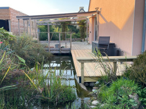 Photo de galerie - Réalisation d’une terrasse sur bassin 