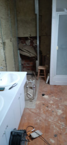 Photo de galerie - Suite à la photo de la remise en état de la salle de bain du avant/après