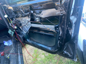 Photo de galerie - Recherche de panne lève-vitres électriques Range Rover P38 