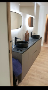 Photo de galerie - Installation meuble double vasque
