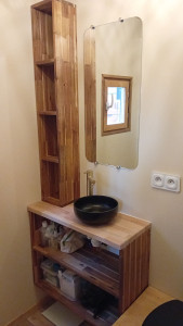 Photo de galerie - Meuble de Salle de bain sur mesure dans un Camping car