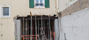 Photo de galerie - Maçonnerie générale & Carrelage
Le savoir-faire et la qualité au service de vos projets
Spécialisés en maçonnerie générale et carrelage, nous vous accompagnons dans vos projets de construction, rénovation et aménagement, du gros œuvre aux finitions.
