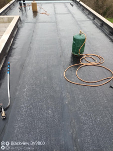 Photo de galerie - étanchéité toit plat d’un garage en cour …