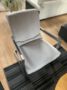 Photo de galerie - Fauteuil refait complètement 