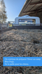 Photo de galerie - Transport de bottes paille