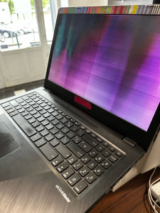 Photo de galerie - Dépannage PC portable pour changement d’écran