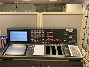 Photo de galerie - Mise en place d’un nouveau pupitre de commande 