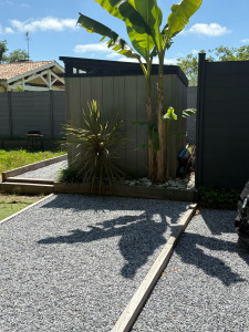 Photo de galerie - Création allée + jardinières