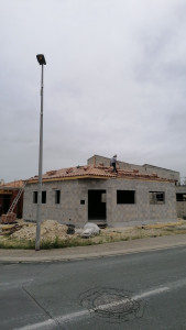 Photo de galerie - Réalisation charpente, film sous toiture, lattage, Litonages et couverture, pose des accessoire. 