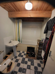 Photo de galerie - Salle de bain AVANT