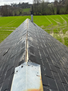 Photo de galerie - Changement de faîtage zingue 