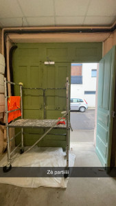 Photo de galerie - Peinture d’une porte de garage