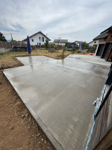 Photo de galerie -     Construction d’une terrasse en béton armé de 98m²