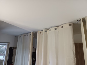 Photo de galerie - Installation de tringle à rideaux 