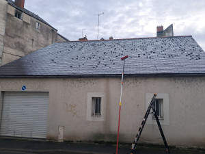 Photo de galerie - Démoussage centre ville de Saumur 