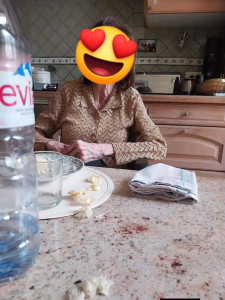 Photo de galerie - Aide au levers/coucher
soins d'hygiène non prescrits médicalement
transferts
aide aux repas
