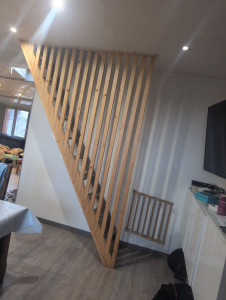 Photo de galerie - Rampe d'escalier type claustra