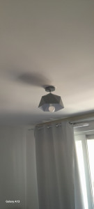 Photo de galerie - Intallation de lustre 