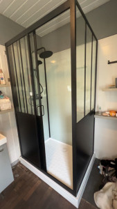 Photo de galerie - Pose cabine de douche 