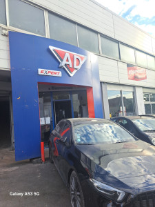 Photo de galerie - Bonjour AD EXPERT il propose toutes réparations des voitures ? 