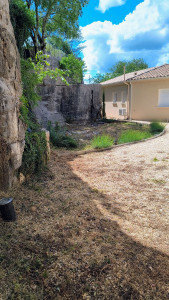 Photo de galerie - Petit parc après l'entretien de débroussaillage 