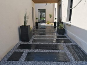 Photo de galerie - Création d'une cour intérieur de A à Z. 