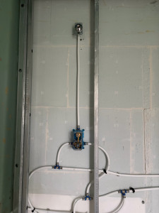 Photo de galerie - Bricolage et multi services