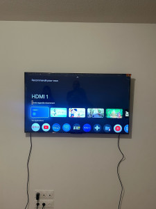 Photo de galerie - Fixation tv au mur
