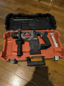 Photo de galerie - Disponible pour tous bricoler 