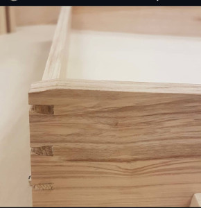 Photo de galerie - Tiroirs guéridon 