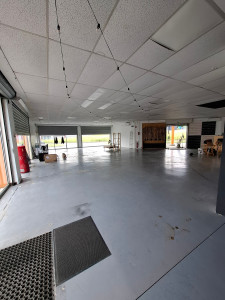 Photo de galerie - Vidage et ménage d'un local commercial