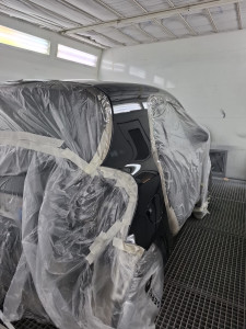 Photo de galerie - élément peint en cabine 