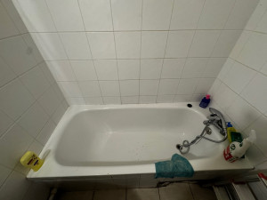 Photo de galerie - Joints silicone et pose baignoire 