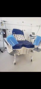 Photo de galerie -  salle accouchement nettoyage des mur au sol, plus le lit nettoyage entièrement avec des produits spécial a l anios