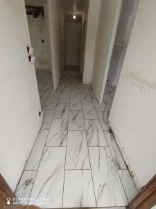 Photo de galerie - Pose du carrtavec joint 