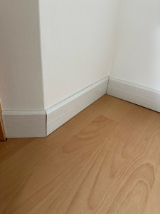 Photo de galerie - Pose de plinthes