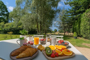 Photo de galerie - Conciergerie Airbnb Rennes • conciergerie Bretagne • gestion location courte durée • gestion Airbnb • gestion Booking • optimisation annonce Airbnb • tarification dynamique • rentabilité locative • revenus Airbnb • investissement locatif • mise en valeur 