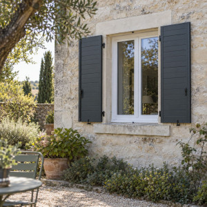 Photo de galerie - Installation volet battant et menuiseries pvc