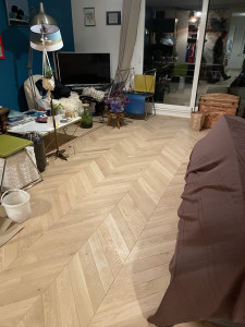 Photo de galerie - Pose parquet massif pointe de Hongrie 