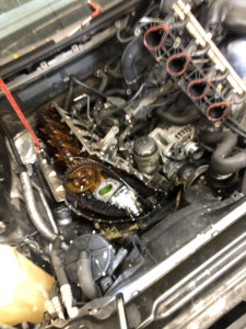 Photo de galerie - Entretien de la chaîne de distribution pour une BMW motorisation 318i essence 120 chevaux 