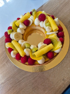 Photo de galerie - En basse saison je réalise des entremets

Tarte aux fruits, mangue vanille 