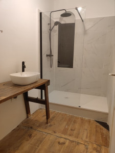 Photo de galerie - Rénovation complète d'une salle de bain a Bayonne. 