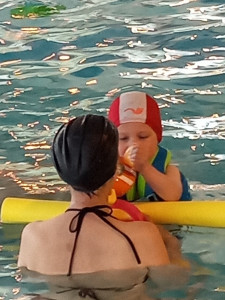 Photo de galerie - Sortie piscine, activités physiques ou créative 