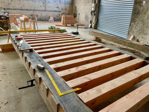 Photo de galerie - Taille et mise en dedans plancher à la française