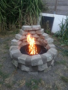 Photo réalisation - Maçonnerie - Andy B. - Wattrelos (Touquet-Saint Gerard) : Barbecue extérieur type fire pit