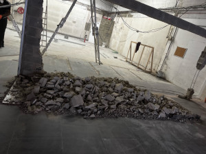 Photo de galerie -  casse le mur 