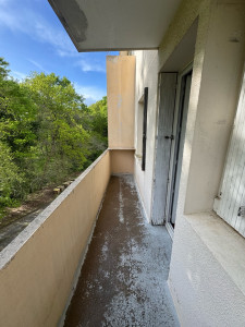 Photo de galerie - Nettoyage balcon extérieur au nettoyeur haute pression 