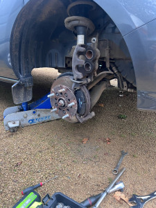 Photo de galerie - Montage plaquettes de freins